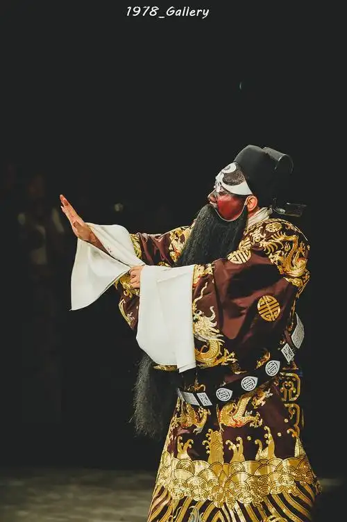 京剧铡美案薛亚萍金锡华陈少云安平