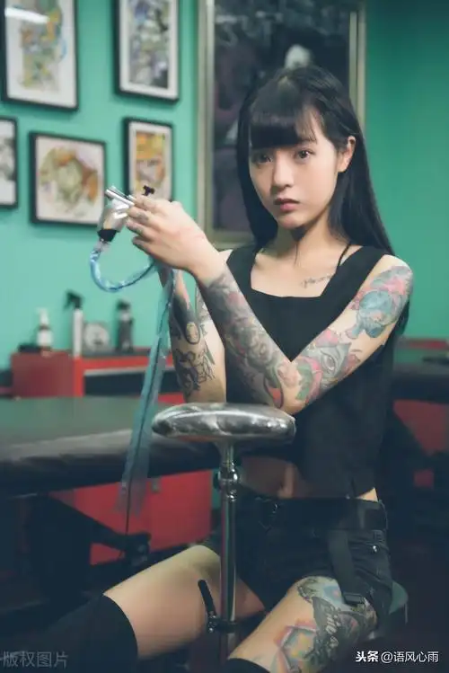 女生最忌讳什么纹身图案(女生纹身的忌讳和讲究)