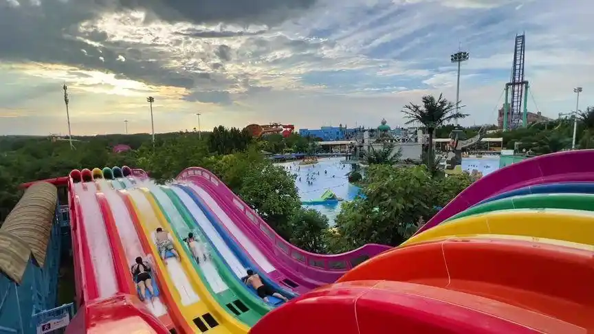 郑州银基乐海水世界