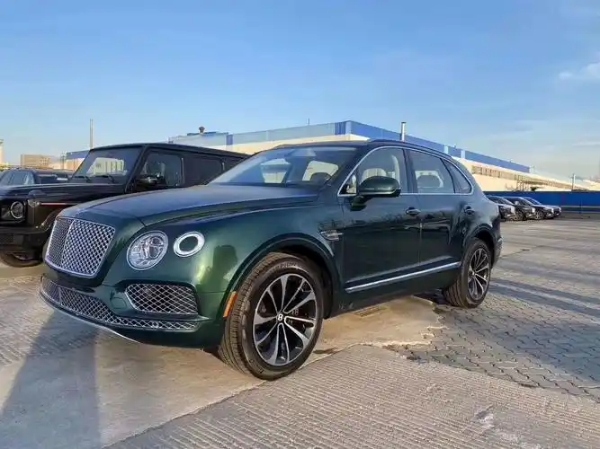 20新款宾利添越彰显身份平行进口顶配现车