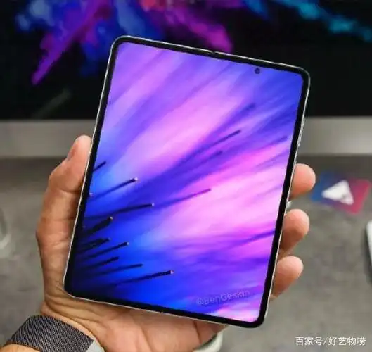 三星galaxy fold2就要来了,折叠屏手机方向对了么?
