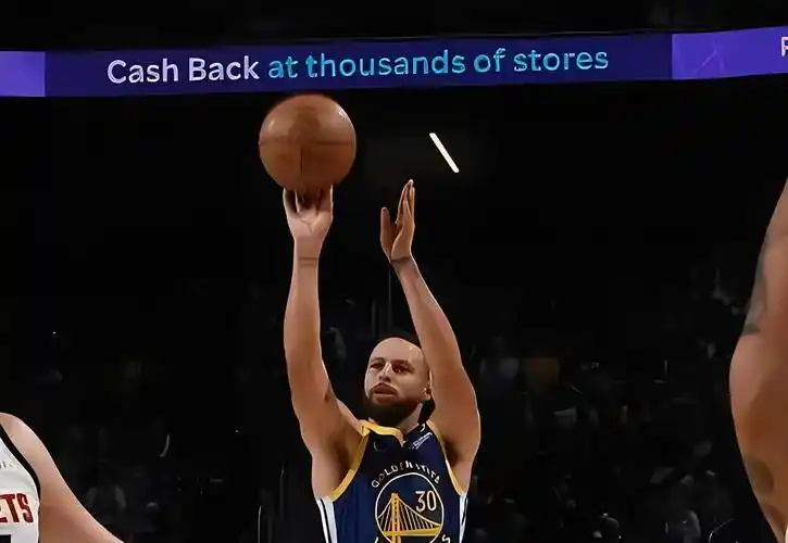 最令球迷关注的自然非克里斯·保罗莫属,此次他堪称完美的回归之战