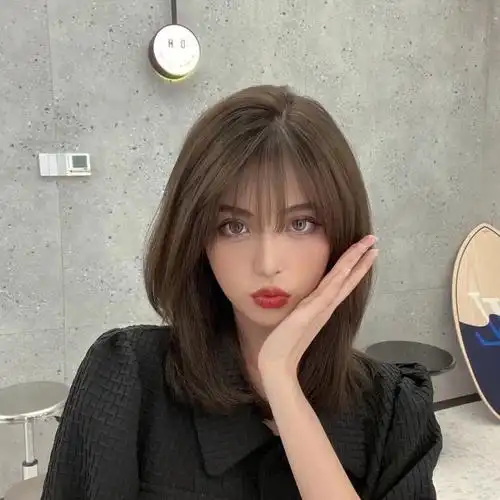 圆脸适合发型显脸小发型颧骨高发型发色