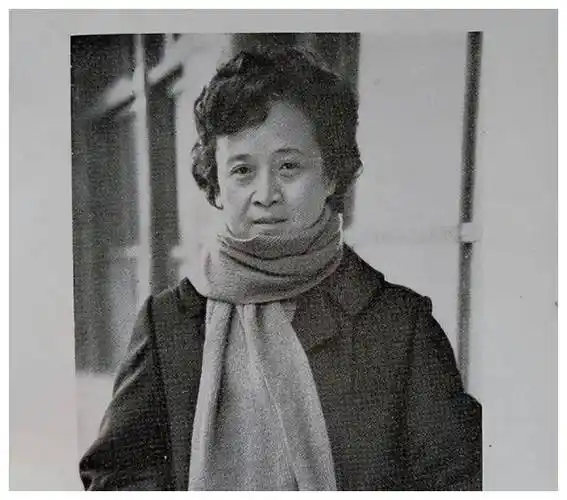 痛心!88岁谌容去世,女儿梁欢辜负期望,儿子梁天长留养老殷情_作品_家