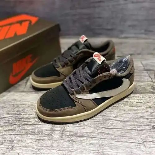 级倒勾低帮头层皮麂皮内置垫篮球鞋休闲板鞋学生情侣百搭闪电倒钩42