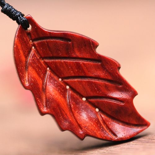 梨香院一叶知秋枫叶吊坠印度小叶叶紫檀木红木毛衣木雕