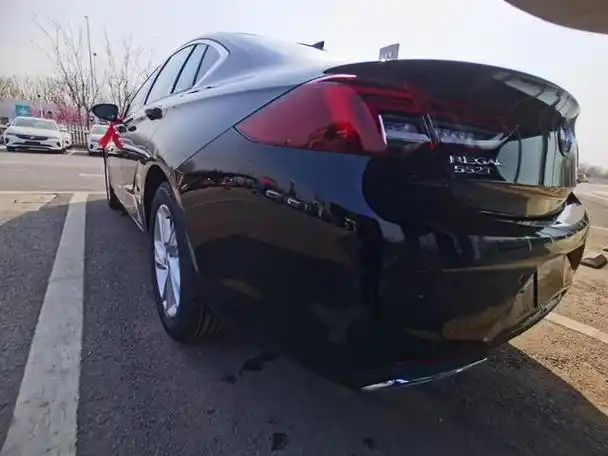 喜提君威-黑色给我不一样的酷帅感觉