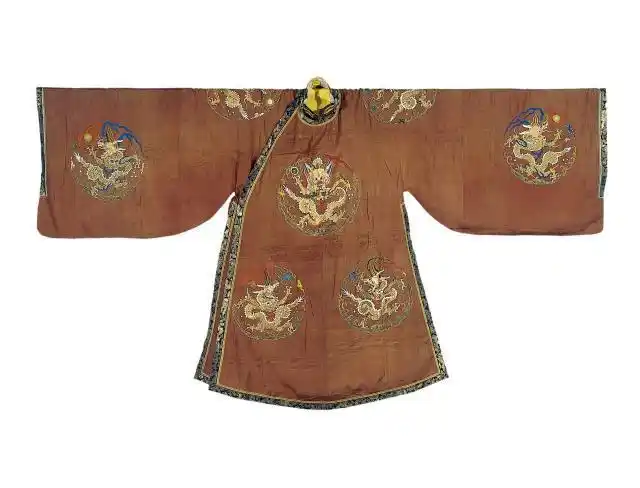 茶色绸平金团蟒袍