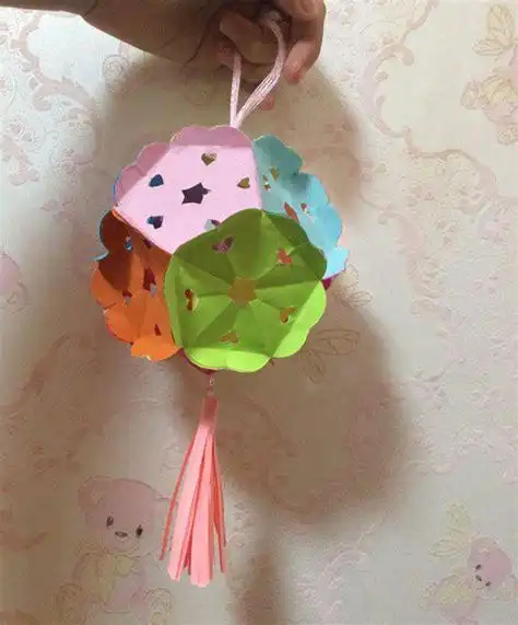 怎么用彩纸做灯笼怎么用彩纸做灯笼简单又好看2022已更新今日动态