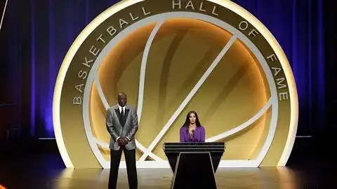 2021综合体育  :名人堂为科比设立独立展厅 历史仅有两人享此殊荣