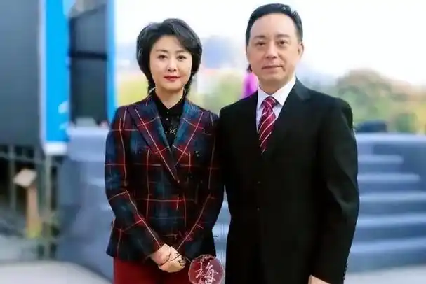 京剧第一美人李胜素四个绯闻老公没一个真的57岁婚姻成谜
