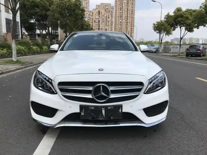 奔驰c200l2.0t大标加长版 白色
