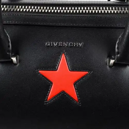 givenchy/纪梵希 女士logo装饰五角星细节小牛皮手提包 sp