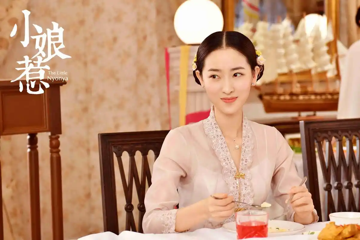 何雨虹小娘惹热播小天使黄玉珠上线