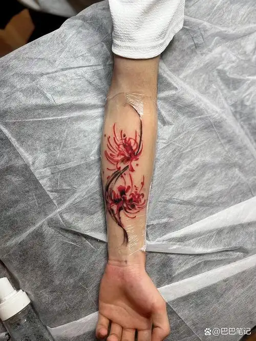 西安纹身 彼岸花纹身 小臂纹身 男生纹身 图案是顾客自带的,他找的别