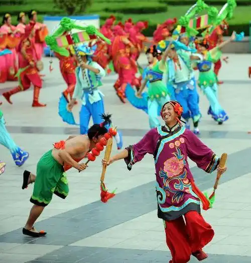 图文海阳大秧歌鸟巢展风采精彩搞笑是拿手绝活