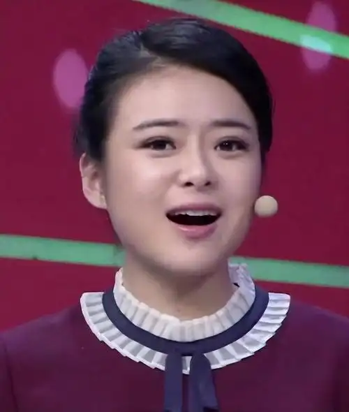 随着主持的工作进行,作为门外汉的陈辰,也慢慢地对主持有了清晰的认识