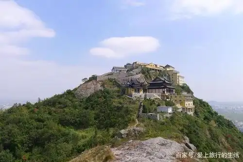 温岭几百米高的"百丈岩"瀑布,在千年"雪山寺"边.附详细路线