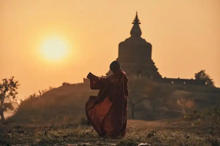 htc首款双摄旗舰曝光 u12 或月底发布