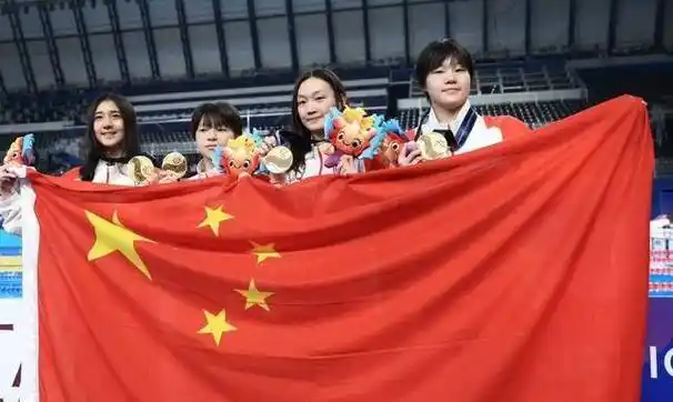 多哈游泳世锦赛:中国队23金独揽榜首,周继红首秀完美_金牌_巴黎奥运会