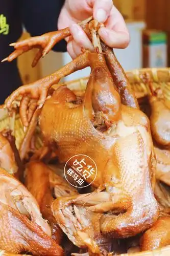 太香了五香麻辣道口烧鸡软烂脱骨简直馋死人