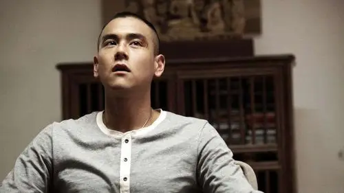 寒战:彭于晏刚拿到枪,却被一枪击中,原来都是早就计划好了的