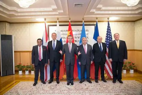 常驻联合国代表团主持安理会常任理事国外长同联合国秘书长工作午餐