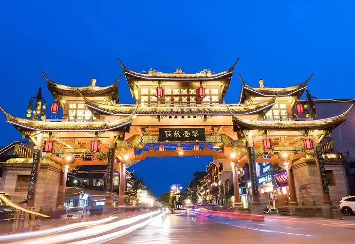 成都取名字的大师谈~成都最著名的景点有哪些地方