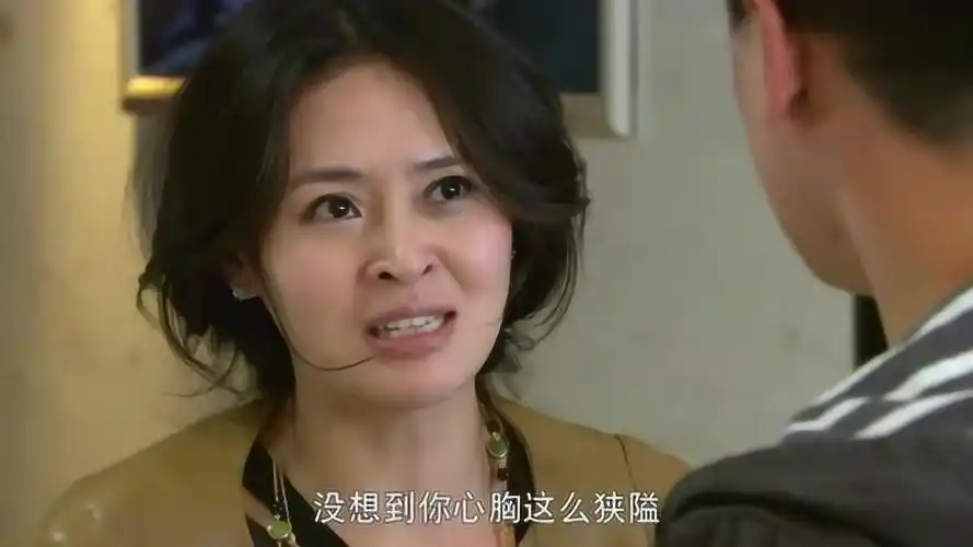 门第:小贝正与前男友诉心事,怎料春生突然找来,这下坏了