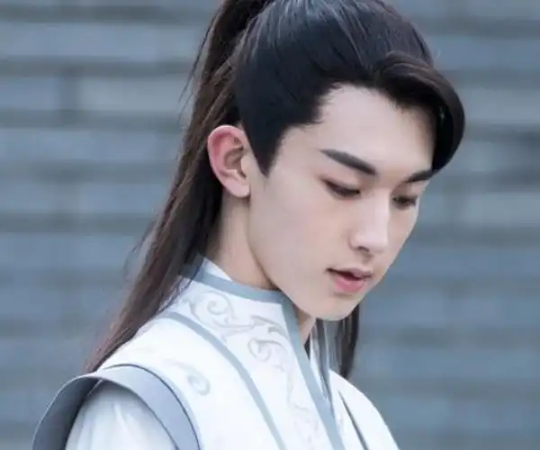 《少年派2》之后,郭俊辰重回古装剧,女主是鞠婧祎让人惊喜