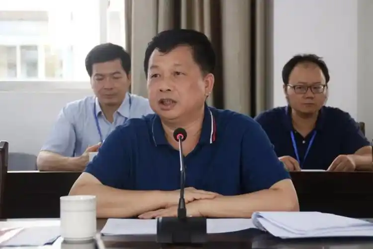 揭阳市委常委普宁市委书记张时义带队到我校开展调研工作