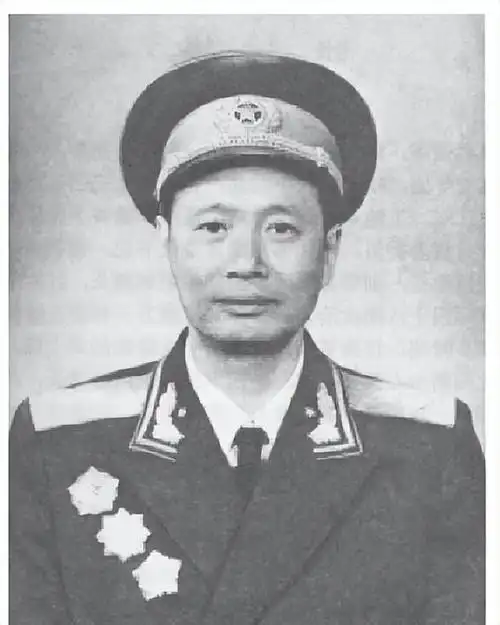 1968年,张震之子深夜求见粟裕,遭警卫阻拦,掏出血衣后成功通行