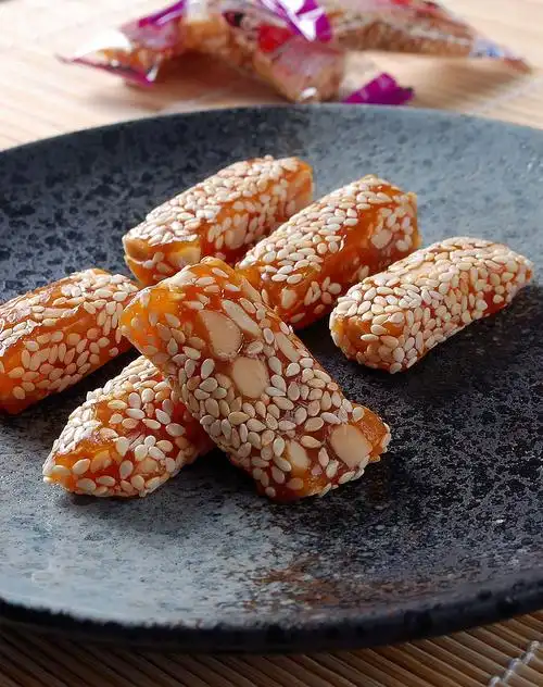 澳门英记 软心芝麻花生糖 500g