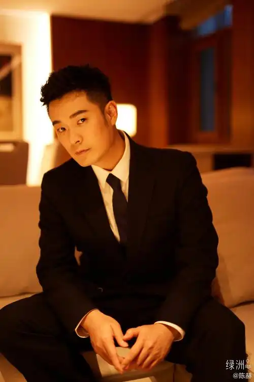 孔雪儿为陈赫新剧《假日暖洋洋2》《盛装》打call……__财经头条