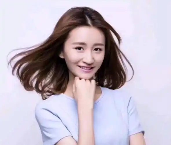 任嘉伦的妻子聂欢丈夫成名背后有艰辛,我在家做全职太太也幸福_因为