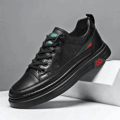 2024春季新款轻质防滑上班日常工作皮鞋超纤皮面休闲板鞋潮鞋男士