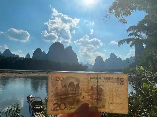 2022年7月24日下午,广西桂林市阳朔县兴坪镇,"20元人民币取景地".