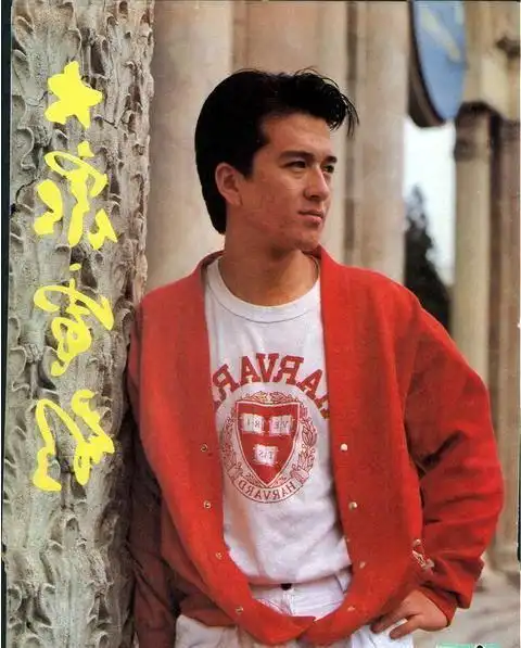 贾宏声图片 贾宏声坠楼现场照片曝光 好友震惊称其很懂事(图) / 比乐