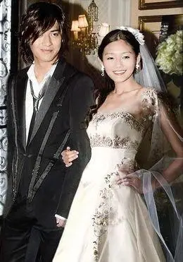 大s婚纱照三亚大s婚纱照片