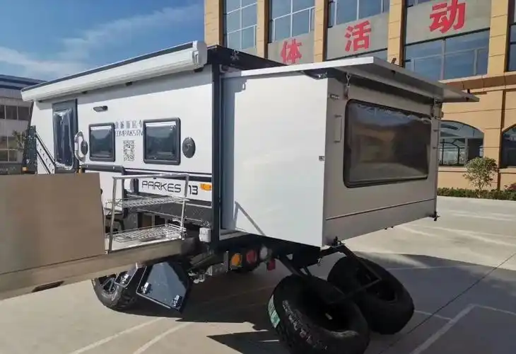 双十二房车团购精选:康派斯越野拖挂车型推荐_搜狐汽车_搜狐网