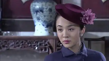 双雄:同志和冷小曼见面,冷小曼和他说出自己的计划,并且去见见曹振武