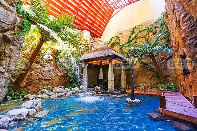 摩力圣汇温泉会馆中心结合温泉中各种有效成分发生不同作用的温度条件