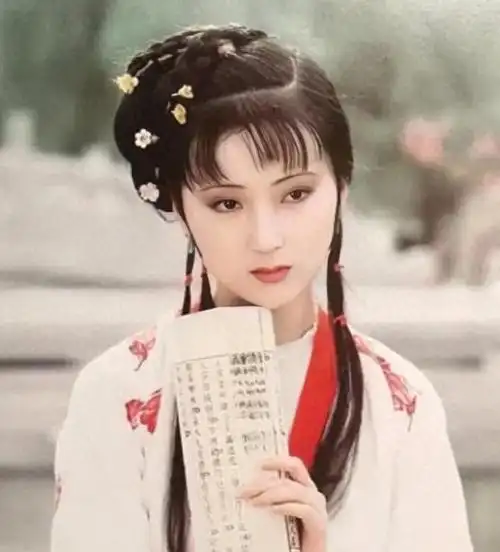 2005年,陈晓旭被诊断出患有乳腺癌;这个突如其来的变故对陈晓旭来说