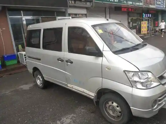 二手车:10年昌河面包车 联系人:李 详细描述: 10年8座昌河车况好无