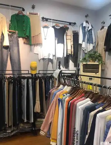 【1图】孙文西路商铺急转无需转让费_中山服装店转让-中山商铺搜网