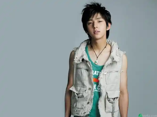 p>金起范 i>(kim kibum) /i>,1987年8月21日出生于韩国首尔特别市