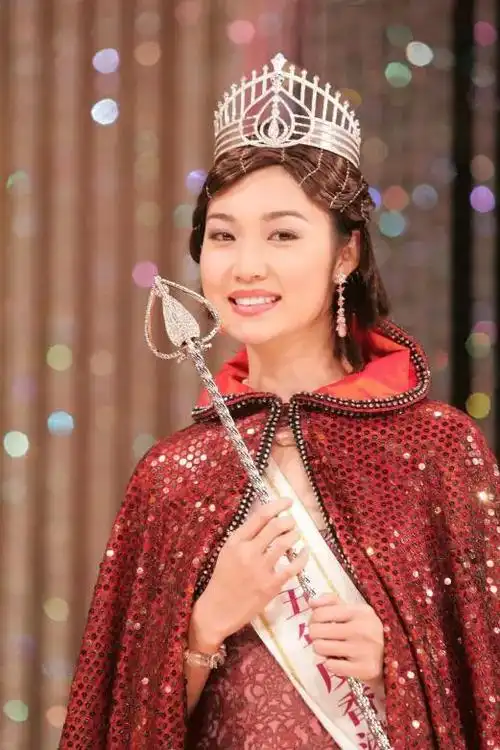 2020港姐冠军出炉,这届香港小姐终于美回来了!