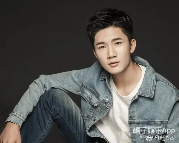 基本功应该挺好,毕竟名次赢过了演员刘家祎和周奇.