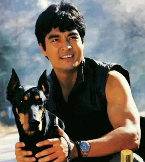 成龙搭档申日龙肝癌去世享年74岁,被誉为韩国李小龙红极一时|演员