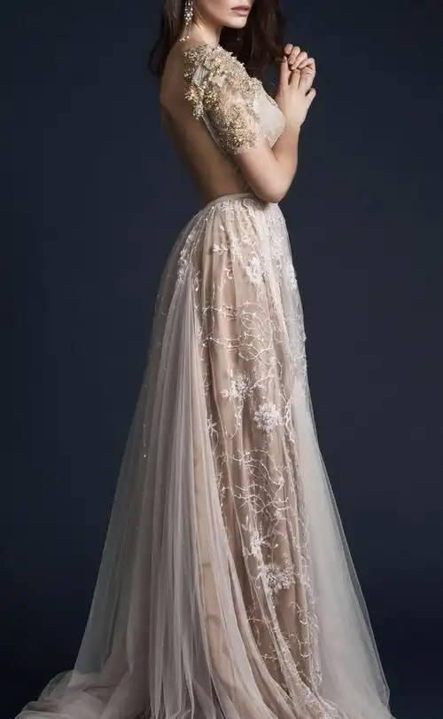 白俄罗斯raraavis仙女礼服:惊艳华丽钉珠工艺,浪漫立体剪裁|裙摆|复古